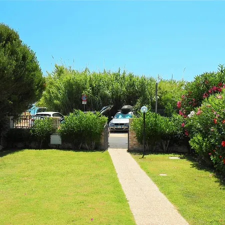 Casa vacanze Mirto Marino - Rei410 By Interhome